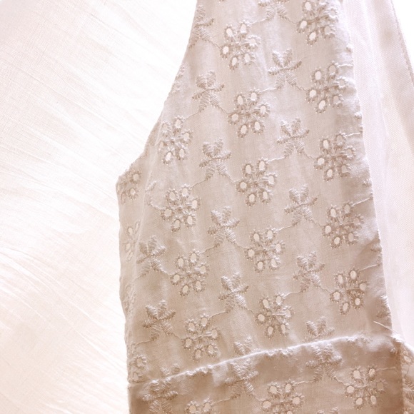 Off White Mid-Length Dress - Picture 2 of 5